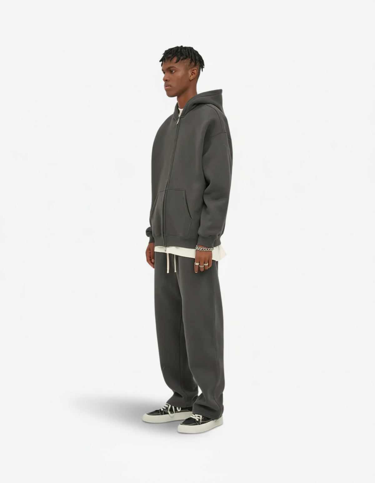 WIDE STACK JOGGER